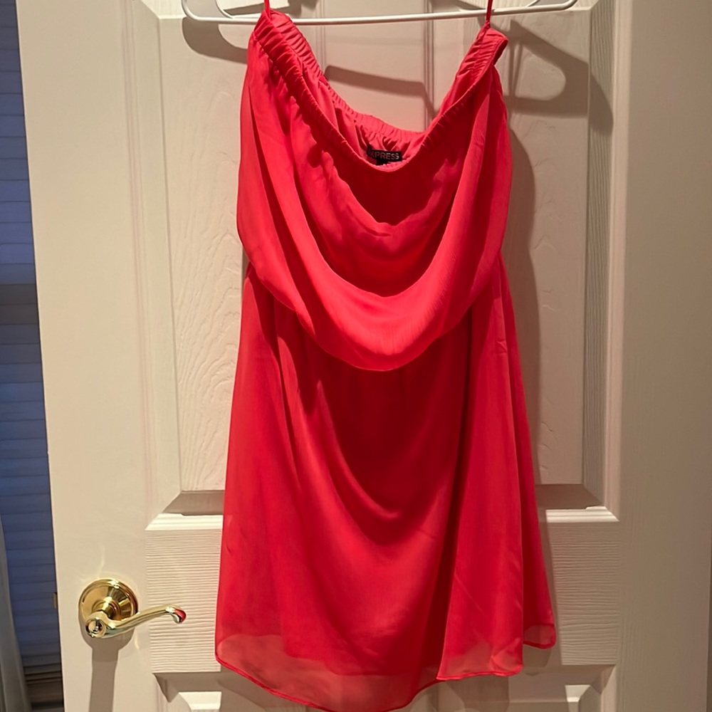 Express. Strapless dress.